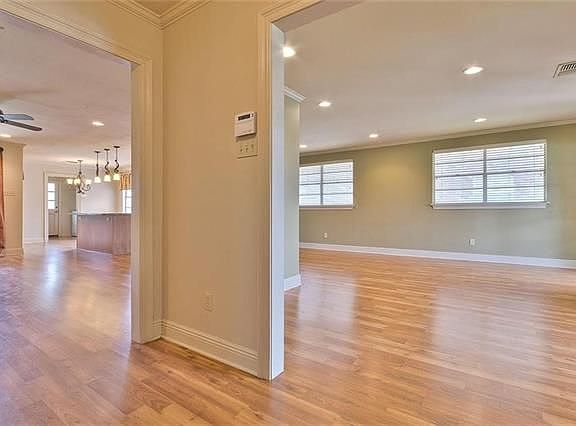 4th image of 4305 Ferran Dr