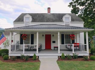 217 Villa Ave, White Sulphur Springs, WV 24986