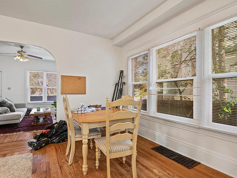 311 E San Rafael St — Photo 9