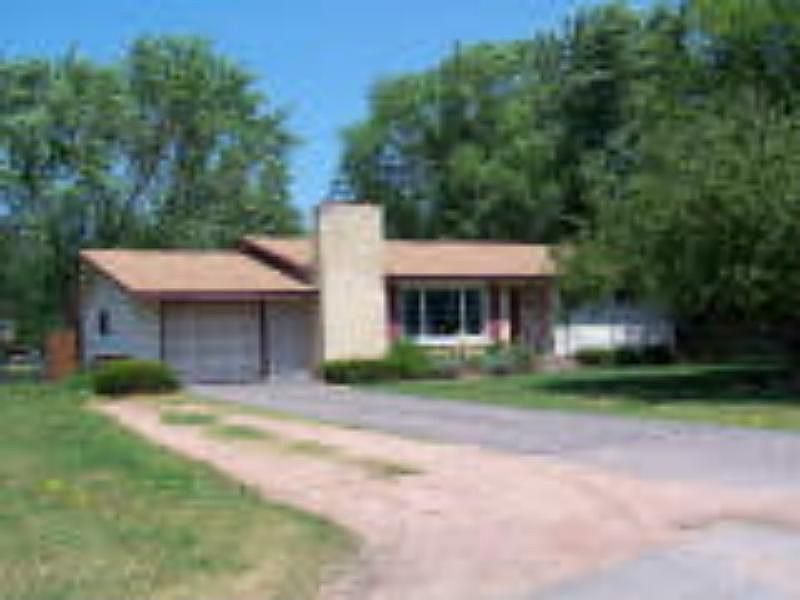 2nd image of 152112 Robin Ln