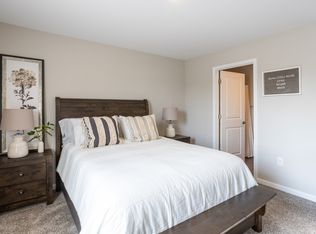 Crestwood Commons Apartments, Crestwood, KY 40014