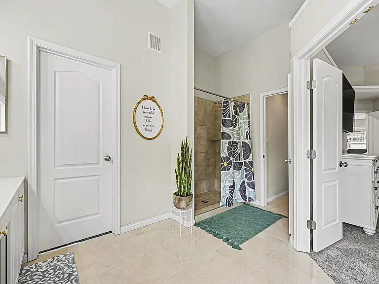 2580 Hingham Ln — Photo 17