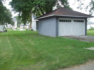 413 Harrison St, Fremont, OH 43420