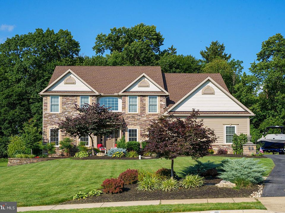55 Stella Dr, Sinking Spring, PA 19608 Zillow