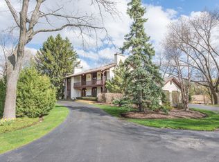 463 Pinewoods Dr, North Barrington, IL