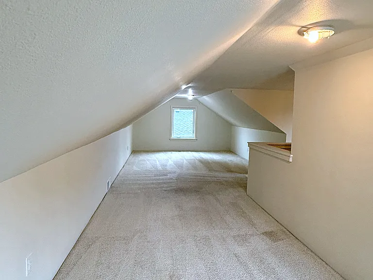 8048 SE Ellis St — Photo 23