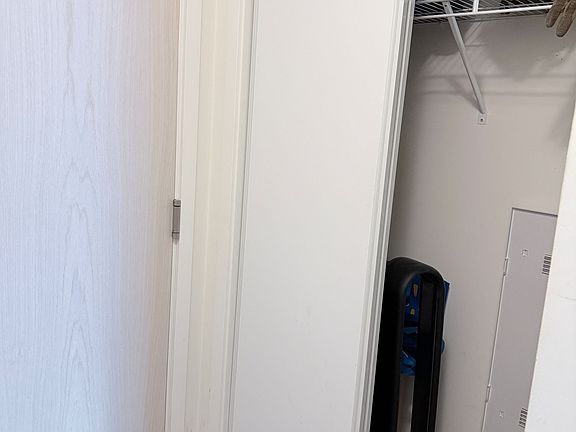 4th image of 168 Sabina Dr #115