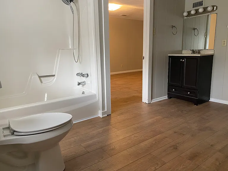 21081 Bishop Rd — Photo 8