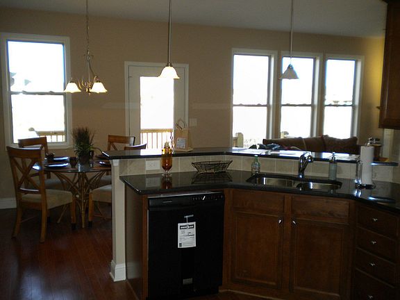5th image of 6206 Riverview Pkwy