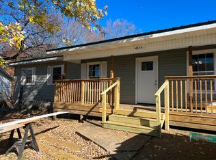 10664 Wagon Trl, Dexter, MO 63841