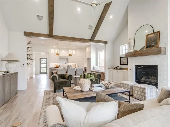 3701 Chapel Hill Row, Edmond, OK 73034