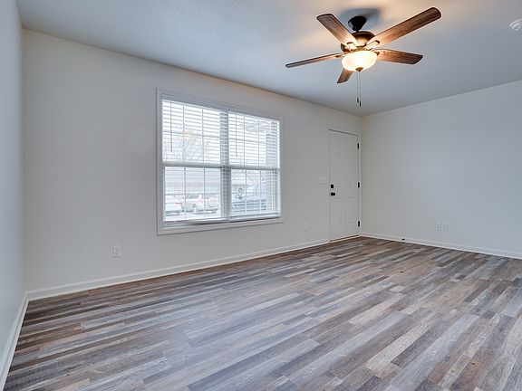 2nd image of 2110 Primitive Dr #C