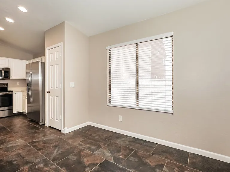 33053 N North Butte Dr — Photo 5