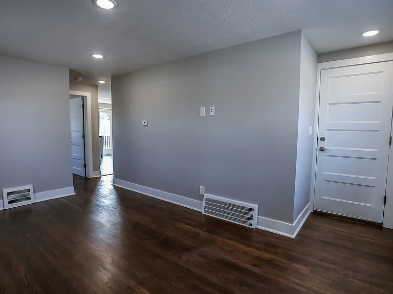 5505 NW Radial Hwy #1 — Photo 4