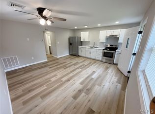 604 N Henderson St, Salem, MO 65560