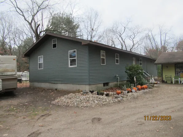 9434 Vinton Ave NW, Sparta, MI 49345