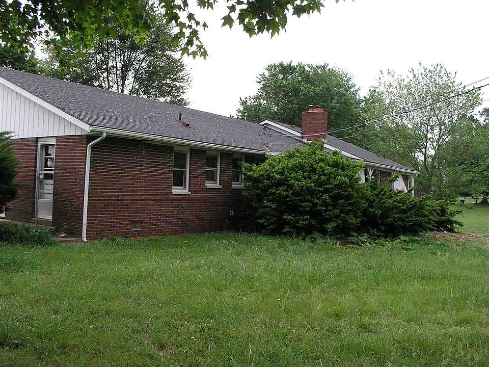 2nd image of 1900 N Shelby St