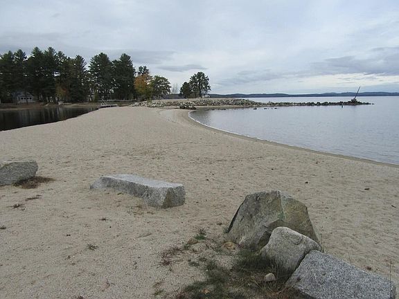 5th image of 244 Sebago Road