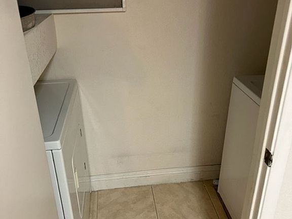 5th image of 1150 N Buffalo Dr APT 2017