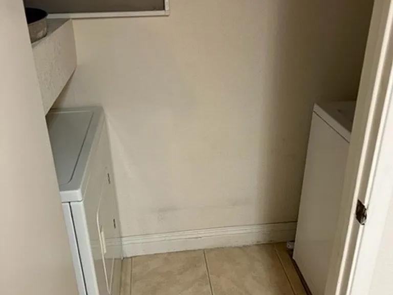 1150 N Buffalo Dr #2017 — Photo 5