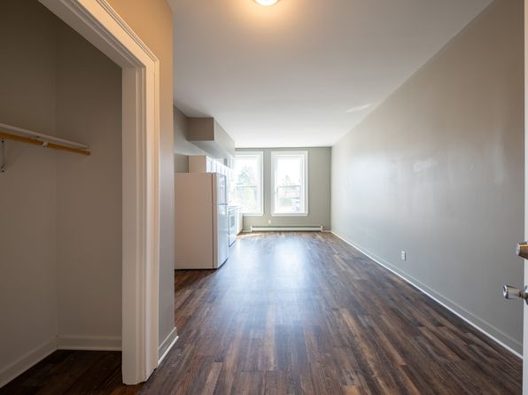 111 N Pine St #3