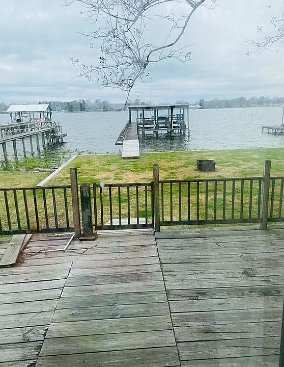 2nd image of 8541 Island Rd