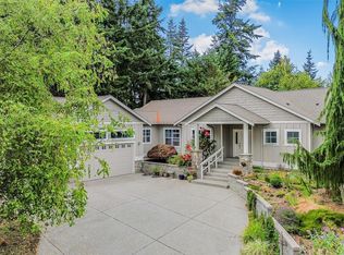 941 Cambell Dr, Camano Island, WA
