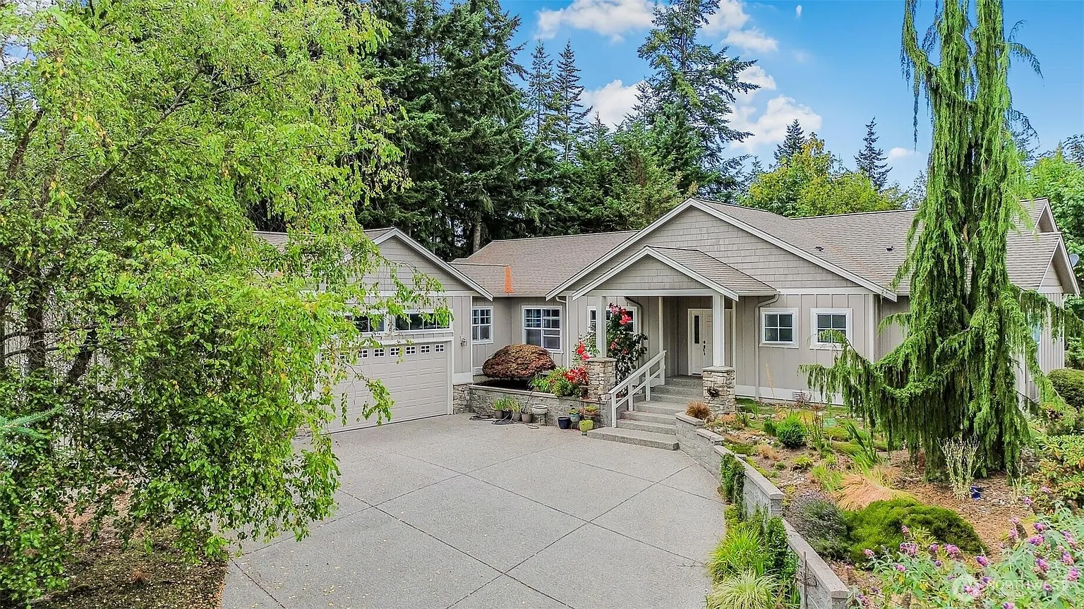 941 Cambell Street photo 1