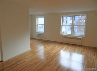 310 W 47th St APT 7B, New York, NY 10036