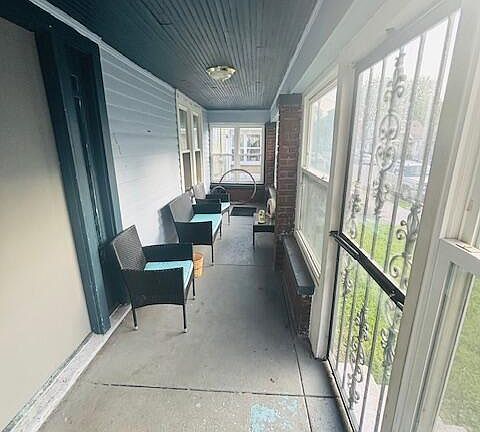 2nd image of 114 N 46th St