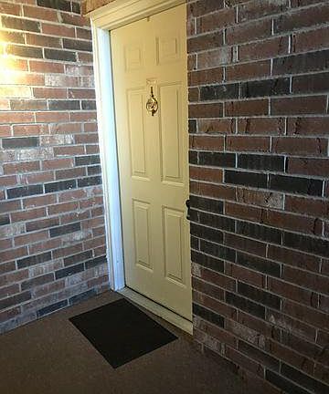 5th image of 15723 Foxbend Ct APT 1W