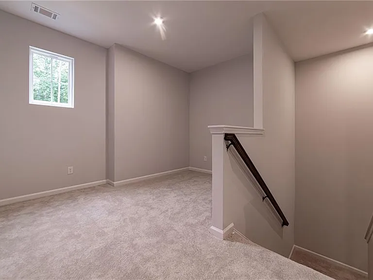 212 Birchwood Row — Photo 63