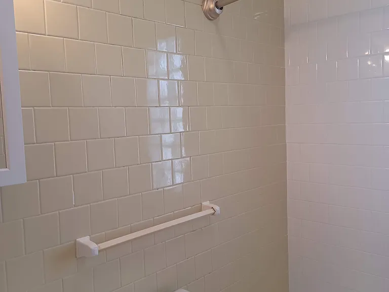 204 E Whitlock Ave #1 — Photo 11