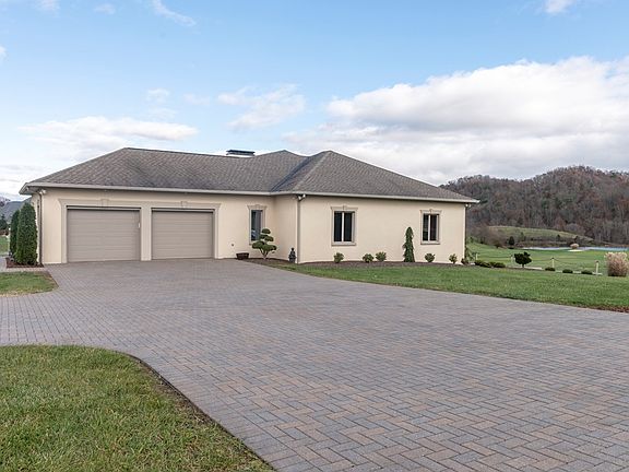 2nd image of 17601 Alma Ct