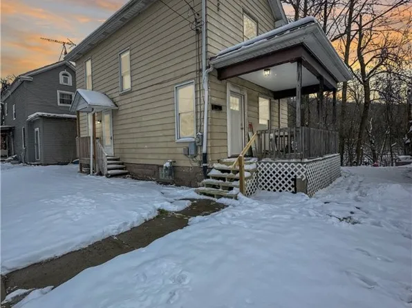 600 Mahan Ave, Follansbee, WV 26037
