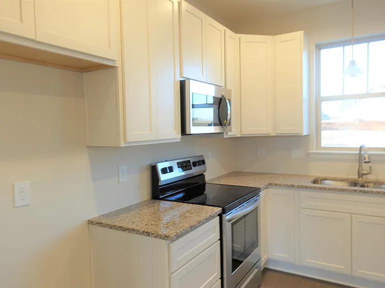 2731 Millhone Dr — Photo 12