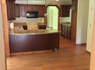 6572 Smith Rd, Medina, OH 44256