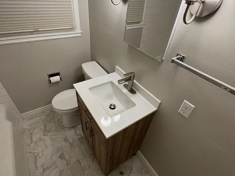 3027 W Cleveland Ave — Photo 3