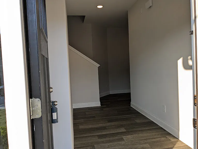 529 Omnia Ct — Photo 2