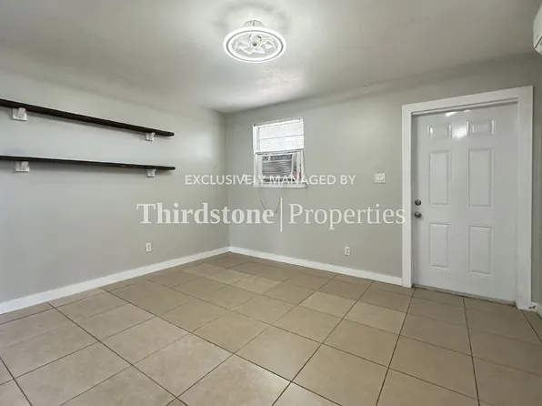 1930 Park St #A, Atlantic Beach, FL 32233