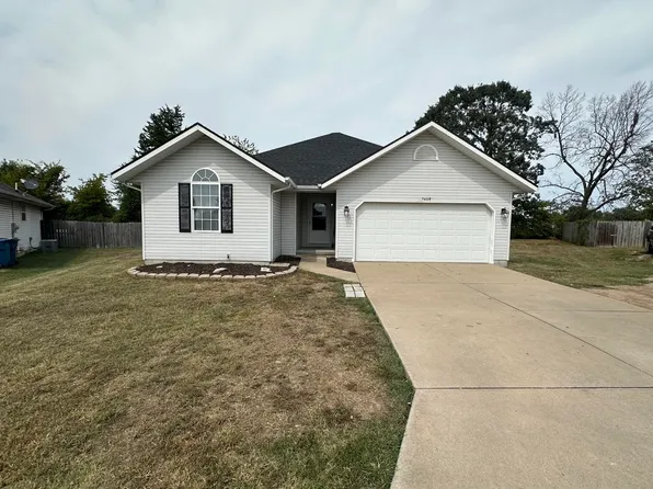 5408 S Spring Court, Battlefield, MO 65619