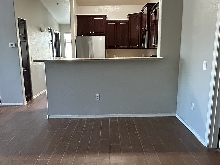 356 N 169th Ave — Photo 12