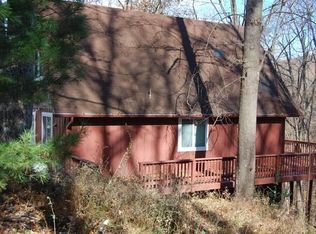 537 Summit Point Dr, Front Royal, VA 22630