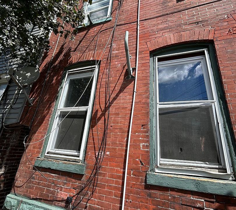 2nd image of 22 Houghton Ave
