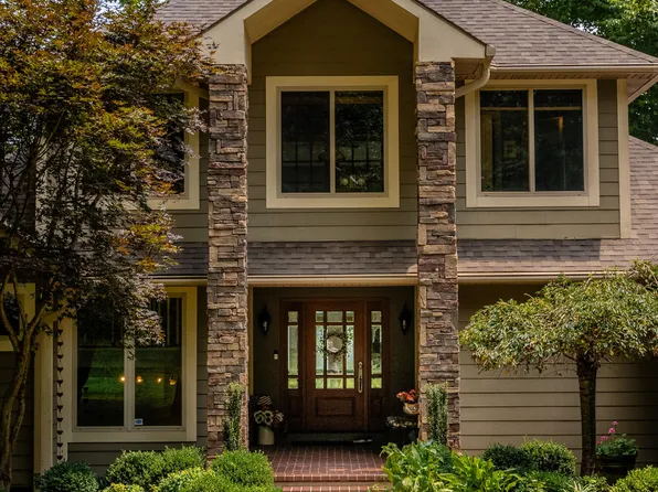 1355 Cliffside Dr, Russell Springs, KY 42642