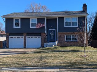 3410 Sapphire Ct, Alexandria, VA 22310