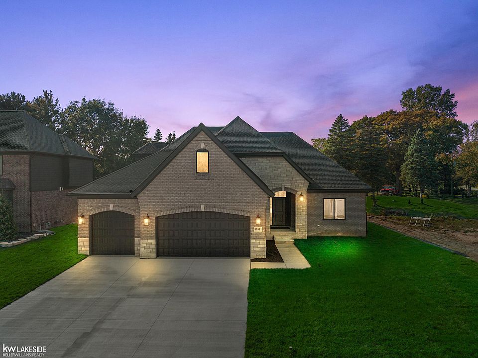1st image of 52861 Royal Park Ave