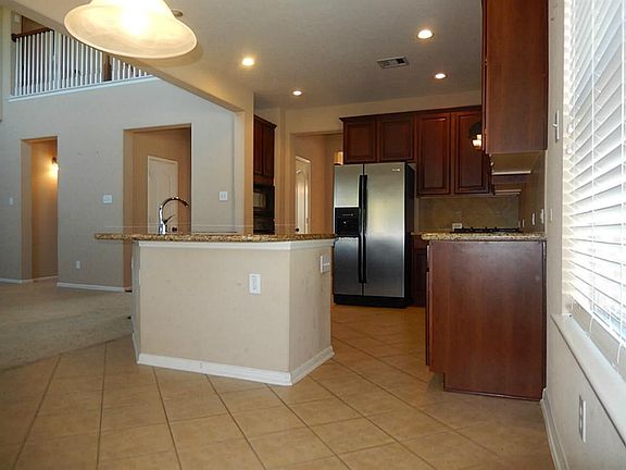 4th image of 3846 Auburn Grove Cir