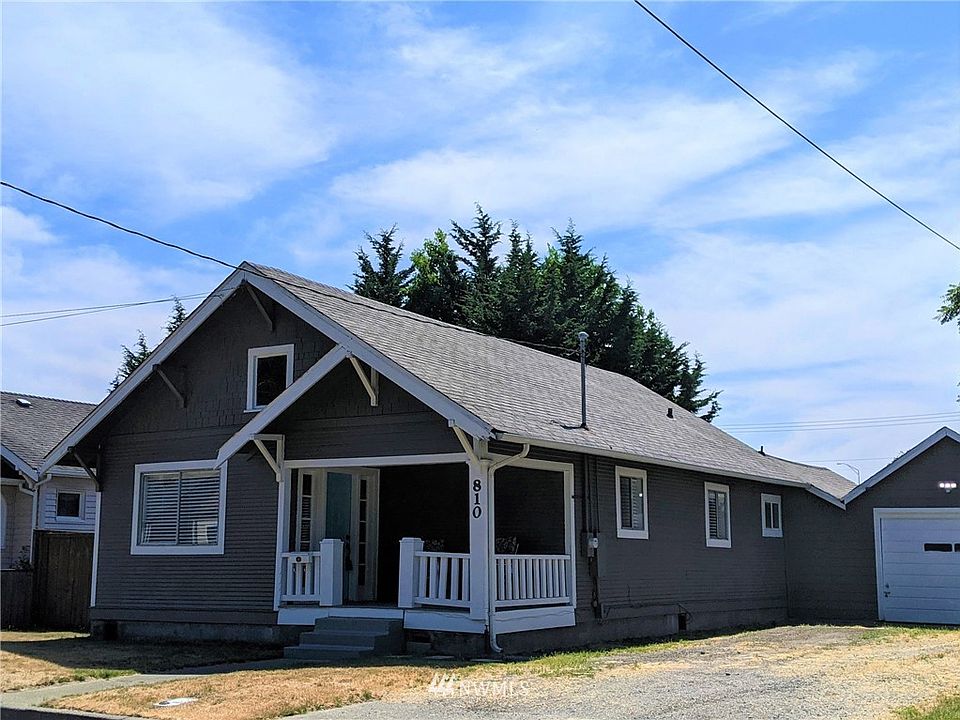 1st image of 810 2nd Ave NE