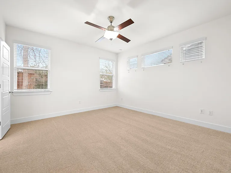 2204 Theseus Pass — Photo 14